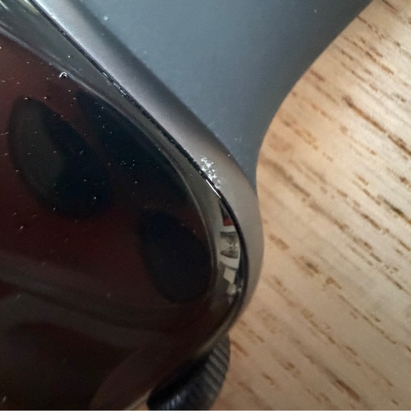 Apple Watch Se 44mm 2021 Used in good condition - Picture 2 of 3